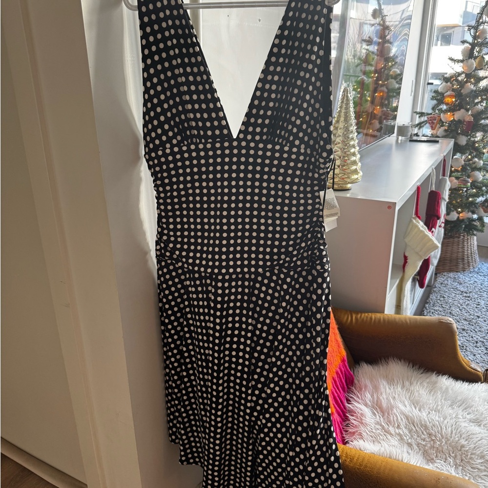 Abercrombie & Fitch Plunge Midi Dress